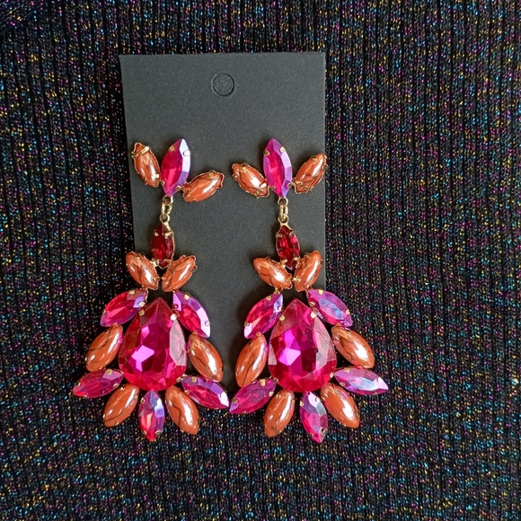 ✨NEW CRYSTAL EARRINGS COLLECTION✨ Smoky Cubic Zirconia Brass Colour Earr… - Picture 8 of 15